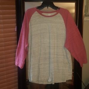 3/4 sleeve baseball style shirt